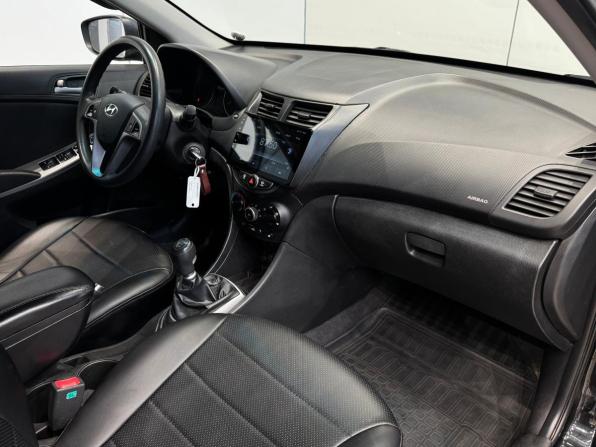 Hyundai Solaris I Рестайлинг с пробегом 2015 года, цена 780 000 рублей, 166716 км, седан, Автокод Объявления