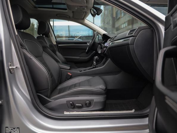 Skoda Superb III Рестайлинг с пробегом 2023 года, цена 3 199 000 рублей, 99410 км, лифтбек, Автокод Объявления