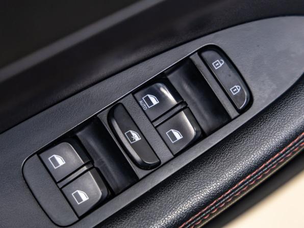 Brilliance V3 I Рестайлинг с пробегом 2019 года, цена 1 038 000 рублей, 95508 км, внедорожник, Автокод Объявления
