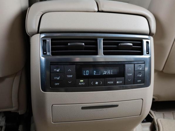 Lexus LX III с пробегом 2008 года, цена 2 699 000 рублей, 250282 км, внедорожник, Автокод Объявления