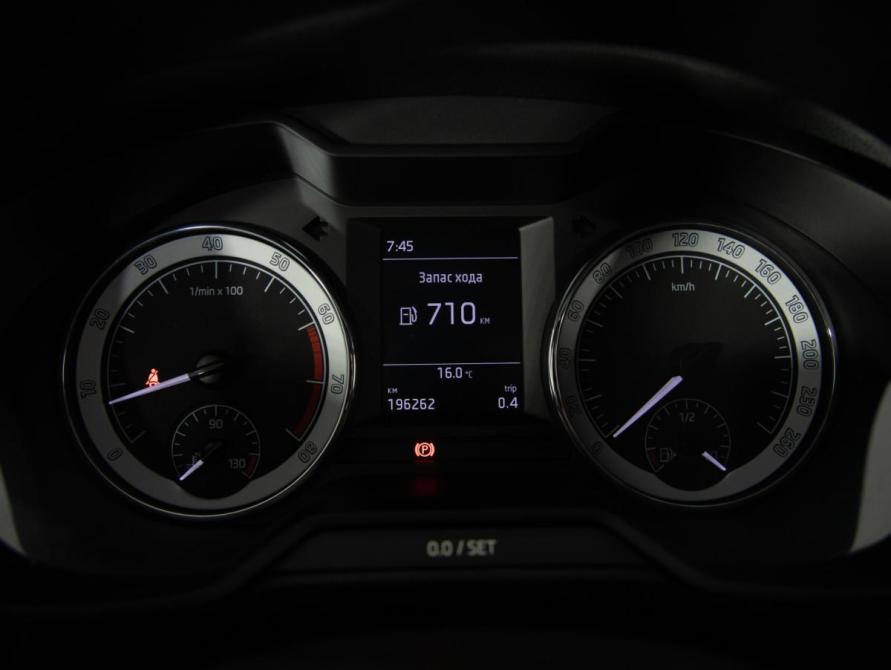 Skoda Octavia III (A7) Рестайлинг Санкт-Петербург  - изображение 13