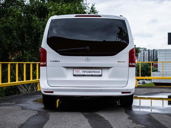 Mercedes-Benz V-Класс III (W447) Рестайлинг с пробегом 2022 года, цена 7 498 000 рублей, 52796 км, минивэн, Автокод Объявления