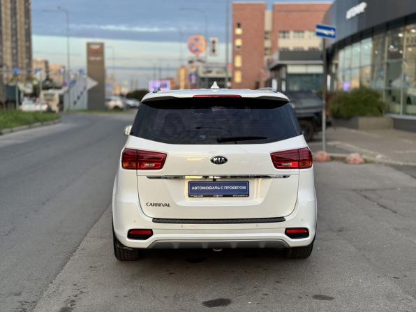 Kia Carnival III с пробегом 2020 года, цена 2 800 000 рублей, 136500 км, минивэн, Автокод Объявления