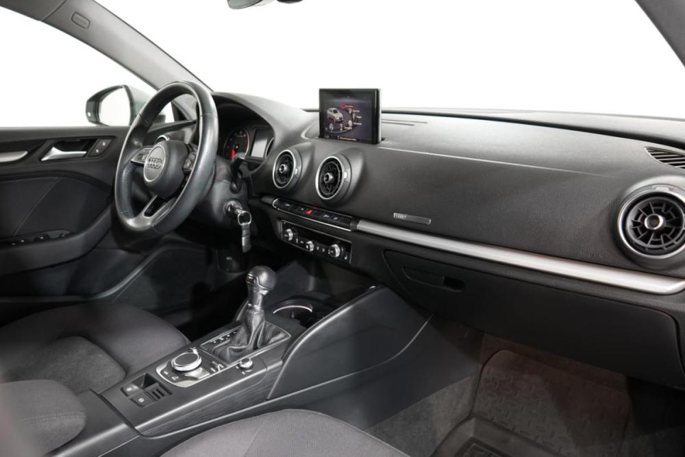 Audi A3 III (8V) Рестайлинг Москва  - изображение 9