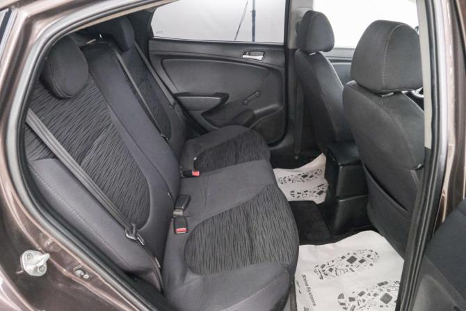 Hyundai Solaris I Рестайлинг с пробегом 2014 года, цена 679 000 рублей, 300000 км, седан, Автокод Объявления