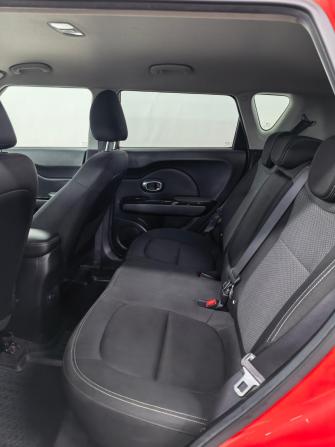 Kia Soul II Рестайлинг с пробегом 2018 года, цена 1 250 000 рублей, 141757 км, хэтчбек, Автокод Объявления