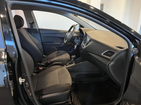 Hyundai Solaris II с пробегом 2019 года, цена 1 265 000 рублей, 141634 км, седан, Автокод Объявления