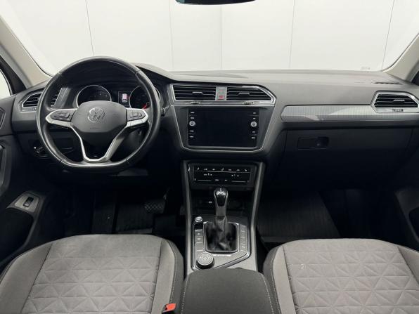 Volkswagen Tiguan II Рестайлинг с пробегом 2021 года, цена 2 630 000 рублей, 172285 км, внедорожник, Автокод Объявления