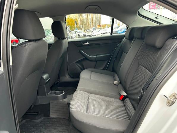 Volkswagen Polo VI с пробегом 2021 года, цена 1 452 900 рублей, 129849 км, лифтбек, Автокод Объявления