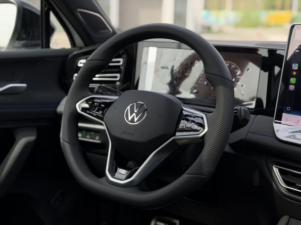 Volkswagen Tiguan III (China Market) с пробегом 2026 года, цена 4 600 000 рублей, 30 км, внедорожник, Автокод Объявления