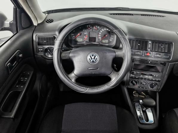 Volkswagen Golf IV с пробегом 2002 года, цена 369 000 рублей, 294000 км, хэтчбек, Автокод Объявления