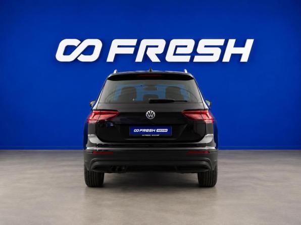 Volkswagen Tiguan II с пробегом 2019 года, цена 2 149 077 рублей, 159444 км, внедорожник, Автокод Объявления