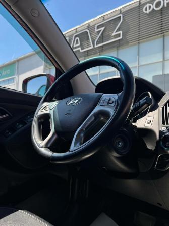 Hyundai ix35 I Рестайлинг с пробегом 2014 года, цена 1 599 000 рублей, 131176 км, внедорожник, Автокод Объявления