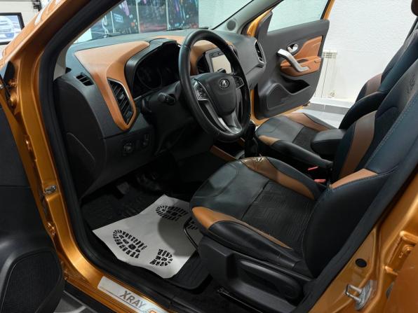 Lada (ВАЗ) XRAY I с пробегом 2018 года, цена 954 000 рублей, 110932 км, хэтчбек, Автокод Объявления