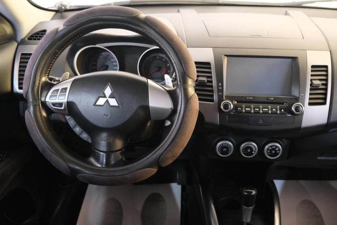 Mitsubishi Outlander II с пробегом 2007 года, цена 1 029 000 рублей, 215000 км, внедорожник, Автокод Объявления