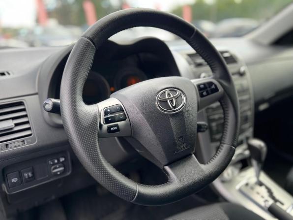 Toyota Corolla X (E140 E150) Рестайлинг с пробегом 2010 года, цена 1 150 000 рублей, 169765 км, седан, Автокод Объявления