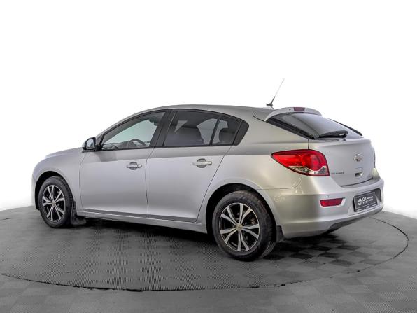 Chevrolet Cruze I Рестайлинг с пробегом 2015 года, цена 800 000 рублей, 156678 км, хэтчбек, Автокод Объявления