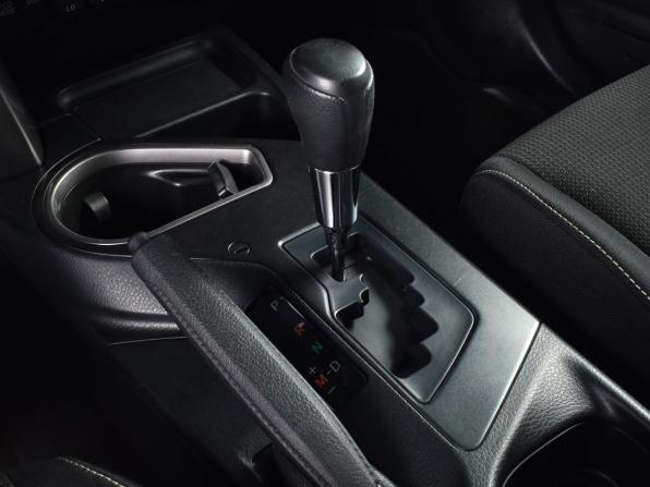 Toyota RAV4 IV (XA40) Рестайлинг с пробегом 2016 года, цена 2 249 999 рублей, 213697 км, внедорожник, Автокод Объявления