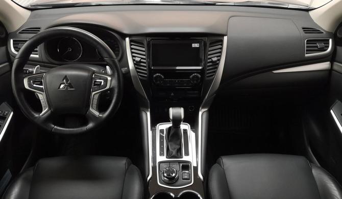 Mitsubishi Pajero Sport III Рестайлинг с пробегом 2019 года, цена 4 200 000 рублей, 15505 км, внедорожник, Автокод Объявления
