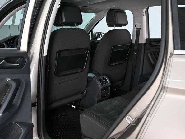 Volkswagen Tiguan II с пробегом 2017 года, цена 2 579 000 рублей, 131348 км, внедорожник, Автокод Объявления