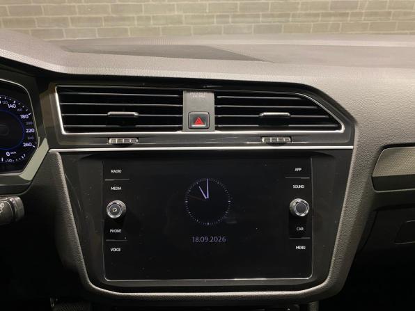 Volkswagen Tiguan II с пробегом 2018 года, цена 2 499 000 рублей, 116418 км, внедорожник, Автокод Объявления
