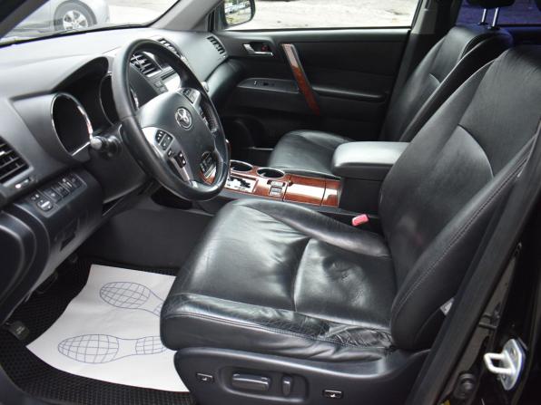 Toyota Highlander II (XU40) Рестайлинг с пробегом 2011 года, цена 1 749 000 рублей, 243518 км, внедорожник, Автокод Объявления