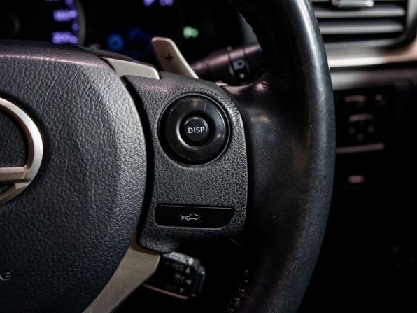 Lexus CT I Рестайлинг с пробегом 2014 года, цена 1 535 000 рублей, 210600 км, хэтчбек, Автокод Объявления