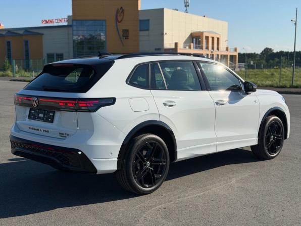 Volkswagen Tiguan III (China Market) с пробегом 2026 года, цена 4 950 000 рублей, 25 км, внедорожник, Автокод Объявления