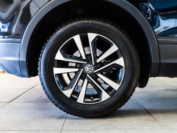 Volkswagen Tiguan II с пробегом 2019 года, цена 2 215 000 рублей, 117556 км, внедорожник, Автокод Объявления