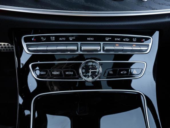 Mercedes-Benz E-Класс V (W213 S213 C238) с пробегом 2016 года, цена 2 770 000 рублей, 147597 км, седан, Автокод Объявления