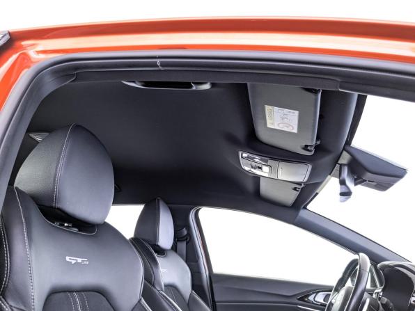 Kia Ceed III Рестайлинг с пробегом 2021 года, цена 2 675 000 рублей, 33768 км, универсал, Автокод Объявления