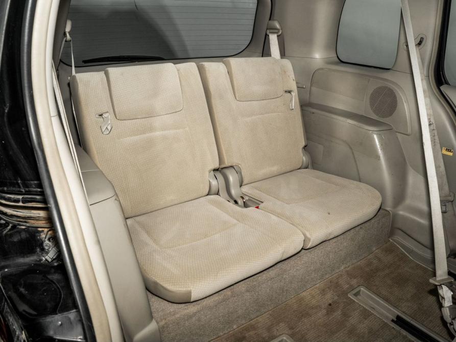 Toyota ISis I Рестайлинг Иркутск  - изображение 8