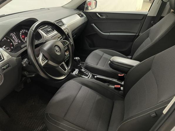 Skoda Rapid I с пробегом 2014 года, цена 780 000 рублей, 307499 км, лифтбек, Автокод Объявления