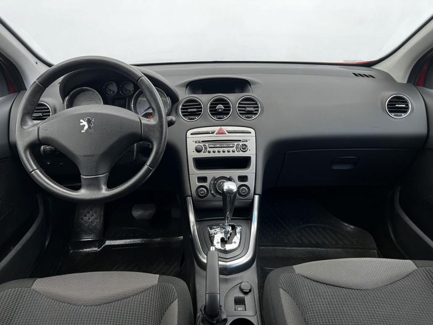 Peugeot 308 I Москва  - изображение 13