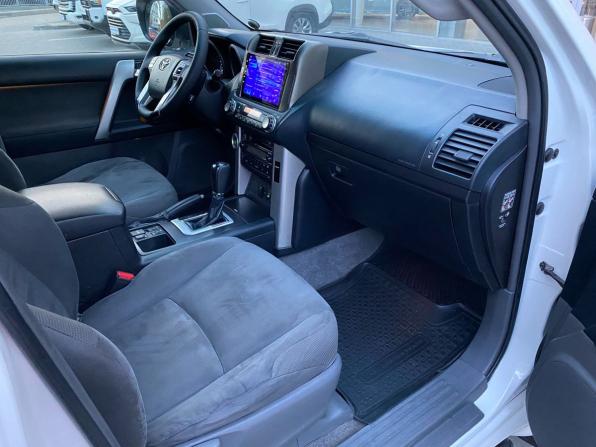 Toyota Land Cruiser Prado 150 Series с пробегом 2012 года, цена 3 250 000 рублей, 251257 км, внедорожник, Автокод Объявления