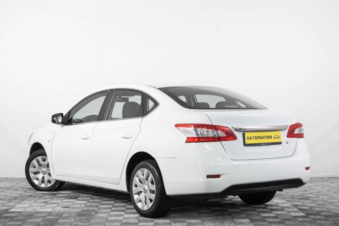 Nissan Sentra VII (B17) с пробегом 2015 года, цена 1 029 000 рублей, 110000 км, седан, Автокод Объявления