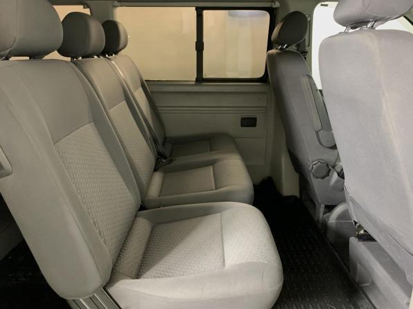 Volkswagen Caravelle T5 Рестайлинг с пробегом 2011 года, цена 1 528 000 рублей, 290000 км, минивэн, Автокод Объявления