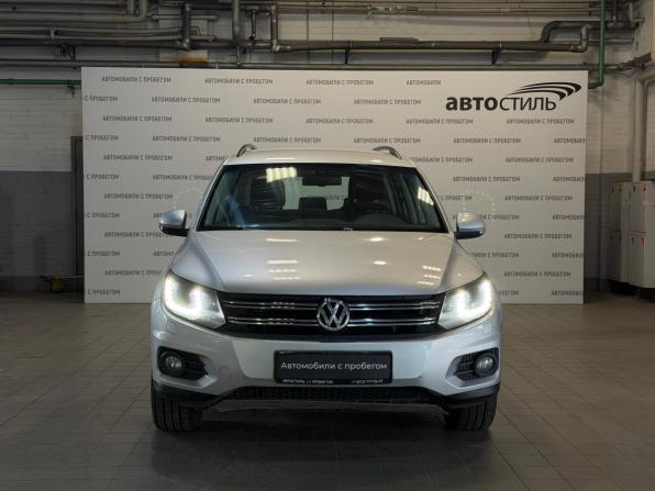 Volkswagen Tiguan I Рестайлинг с пробегом 2012 года, цена 1 099 000 рублей, 210000 км, внедорожник, Автокод Объявления