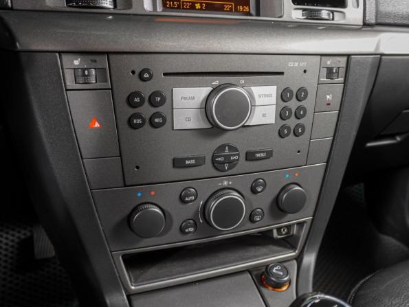 Opel Vectra C Рестайлинг с пробегом 2008 года, цена 599 000 рублей, 283582 км, седан, Автокод Объявления
