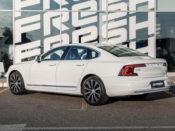 Volvo S90 II Рестайлинг с пробегом 2021 года, цена 3 569 000 рублей, 102383 км, седан, Автокод Объявления