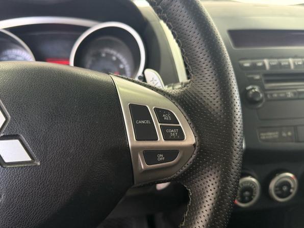 Mitsubishi Outlander II с пробегом 2008 года, цена 929 000 рублей, 323564 км, внедорожник, Автокод Объявления
