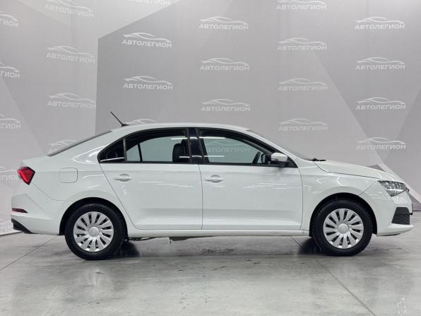 Skoda Rapid II с пробегом 2020 года, цена 880 000 рублей, 290647 км, лифтбек, Автокод Объявления
