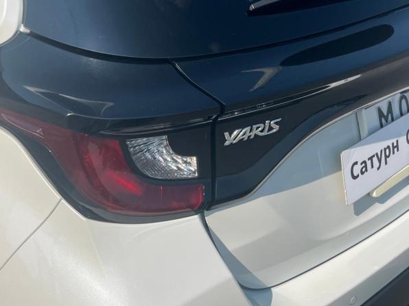 Toyota Yaris IV с пробегом 2021 года, цена 1 200 000 рублей, 85000 км, хэтчбек, Автокод Объявления
