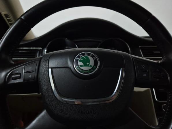 Skoda Superb II с пробегом 2012 года, цена 895 000 рублей, 258554 км, лифтбек, Автокод Объявления