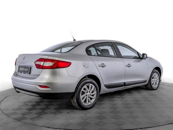 Renault Fluence I Рестайлинг с пробегом 2015 года, цена 1 220 000 рублей, 55743 км, седан, Автокод Объявления