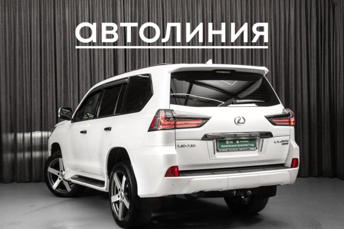 Lexus LX III Рестайлинг 2 с пробегом 2020 года, цена 8 749 000 рублей, 166000 км, внедорожник, Автокод Объявления