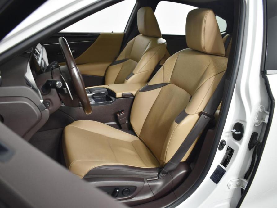 Lexus ES VII Казань  - изображение 10