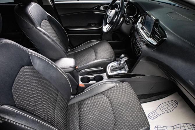 Kia Ceed III с пробегом 2019 года, цена 1 769 000 рублей, 113711 км, хэтчбек, Автокод Объявления