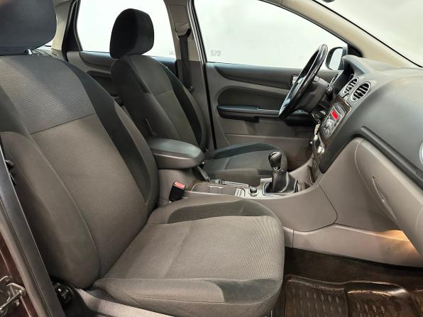 Ford Focus II Рестайлинг с пробегом 2008 года, цена 620 000 рублей, 198428 км, седан, Автокод Объявления