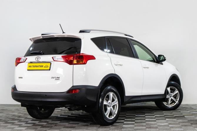 Toyota RAV4 IV (XA40) с пробегом 2014 года, цена 2 409 000 рублей, 70049 км, внедорожник, Автокод Объявления